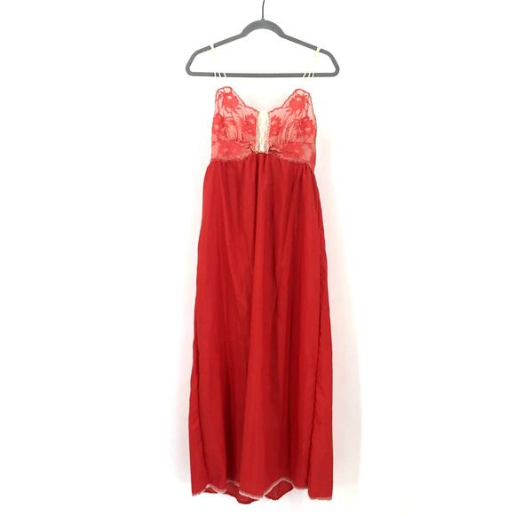 Vanity Fair Vintage Lace Nightgown - Picture 1 of 7